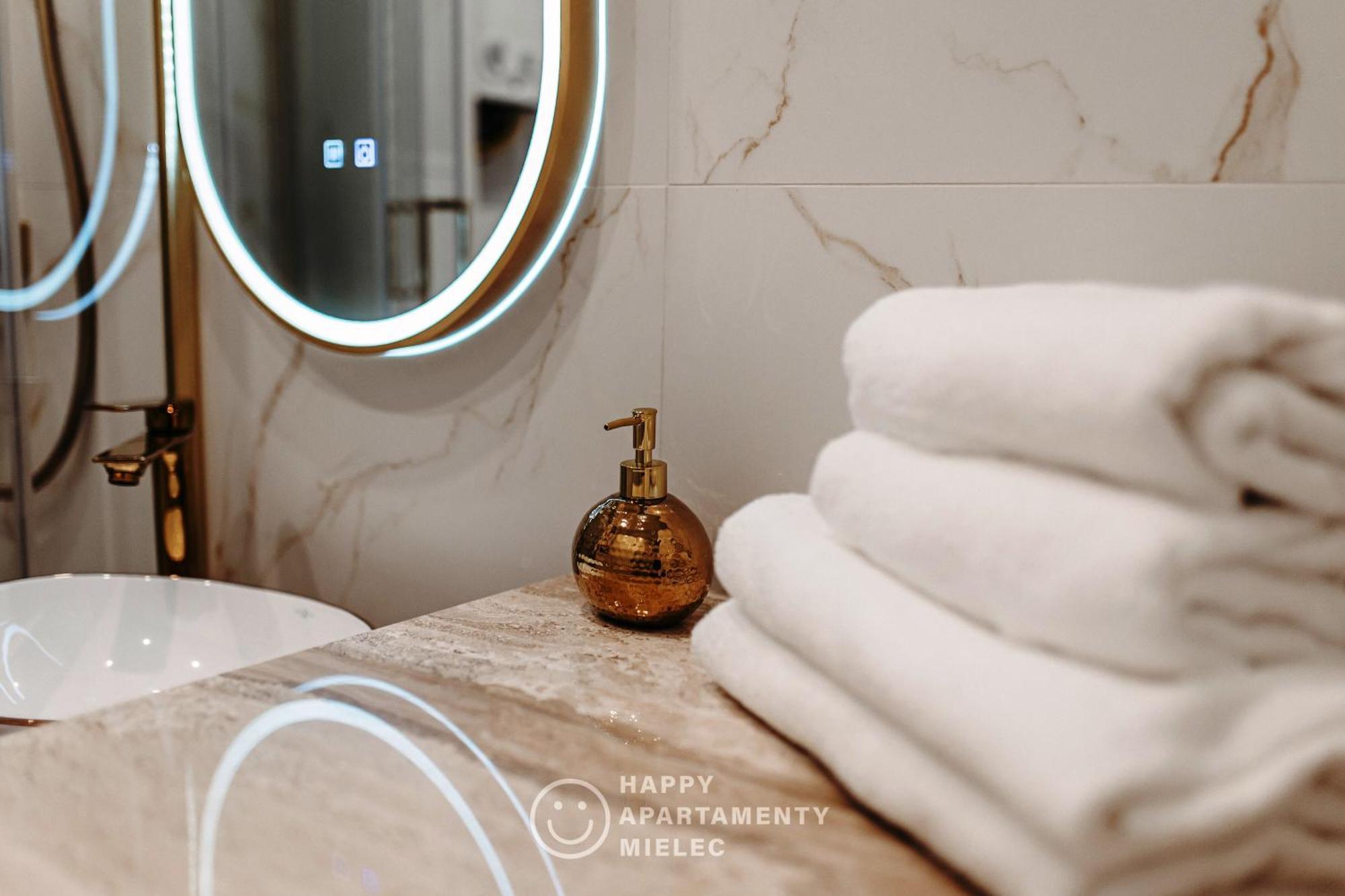 Happy Gold - Apartamentyhappy Pl Mielec Extérieur photo