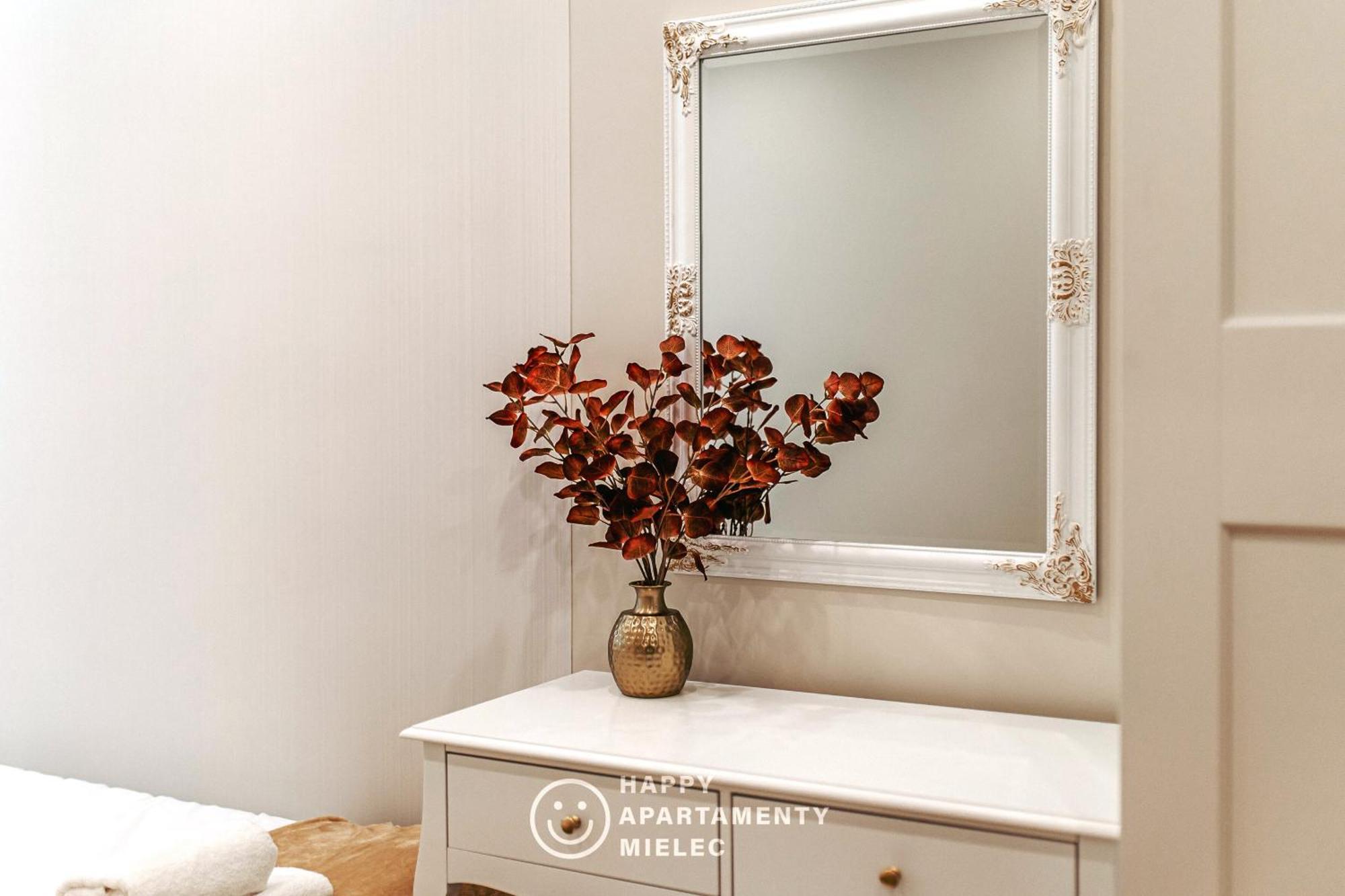 Happy Gold - Apartamentyhappy Pl Mielec Extérieur photo